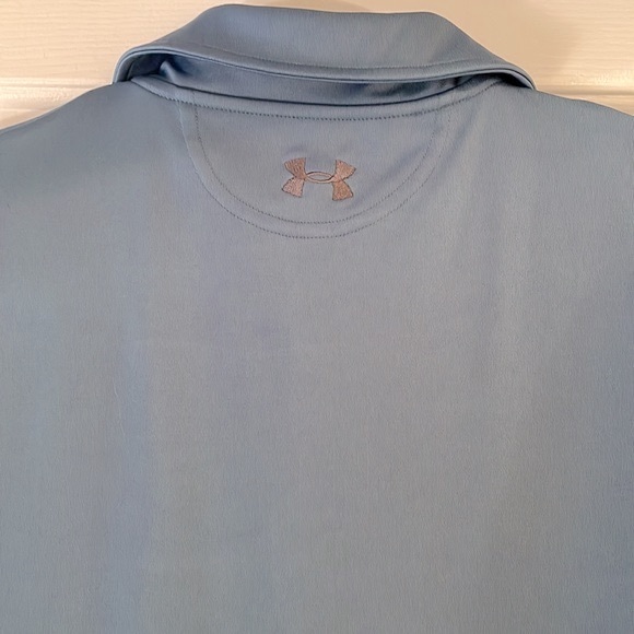 ⭐️SOLD- Men’s Under Armour Blue Striped Regular Heatgear Polo - size Large - Picture 10 of 12